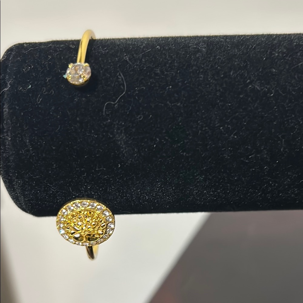 Elegant Gold  Open Bracelet 6 inches